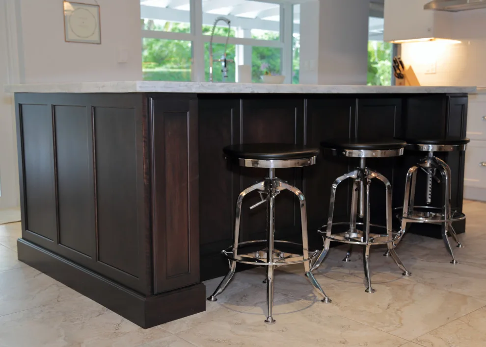 Inviting Spacious Living Room by Eleet Fine American Cabinetry - Photo 8