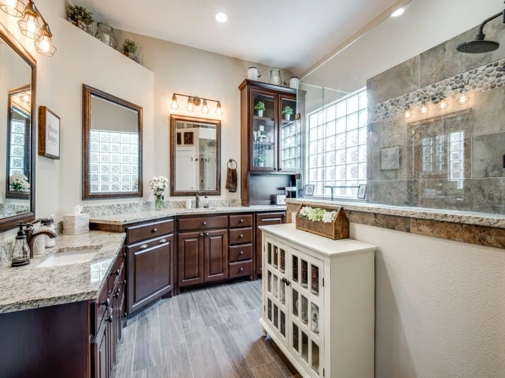 Elegant Kitchen and Bathroom Makeover by DFW Improved - Photo 5