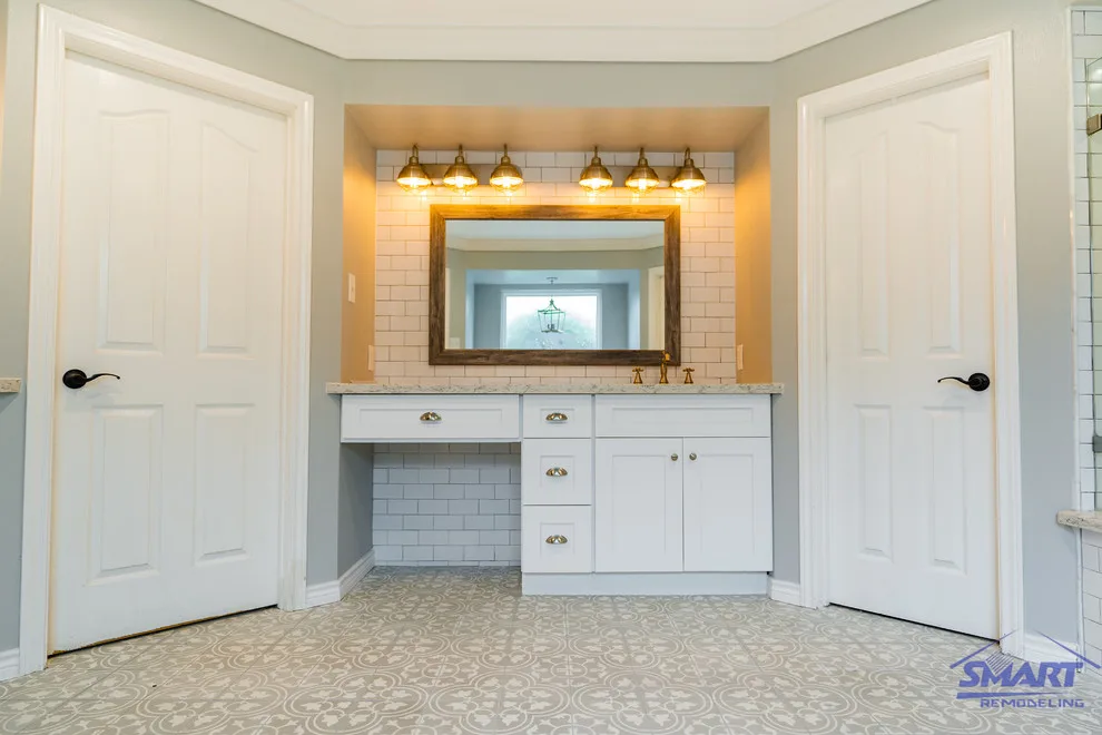 Radiant Complete Bathroom Renovation in Pasadena, Texas by Smart Remodeling LLC - Photo 5