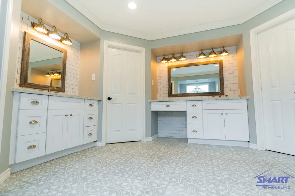 Radiant Complete Bathroom Renovation in Pasadena, Texas by Smart Remodeling LLC - Photo 7