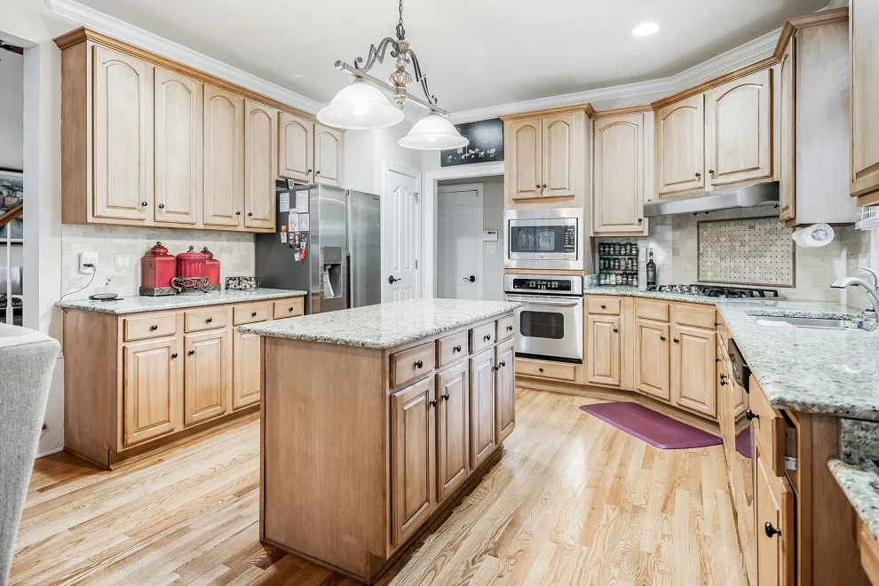 Chasewater Drive Culinary Renovation by Detailed Interiors Inc. - Photo 3