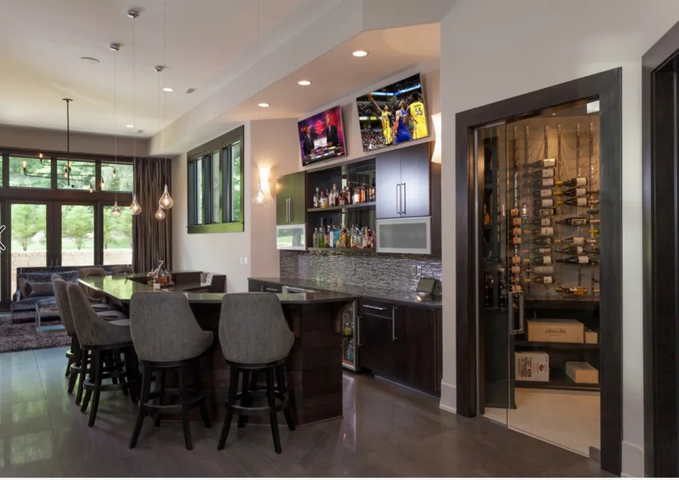 Beverage Establishments by Chateau Kitchens & Home Remodeling - Photo 7