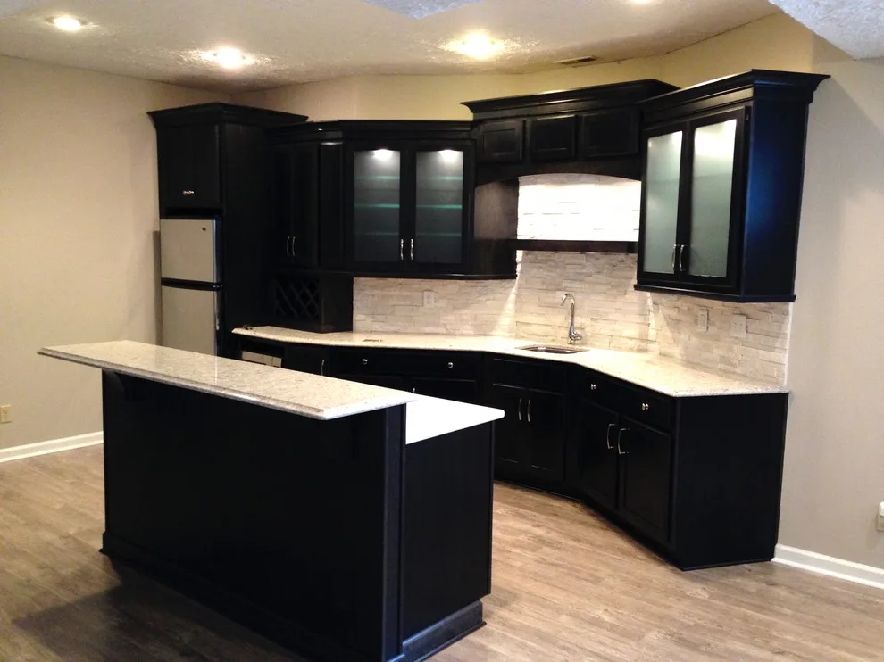 Beverage Establishments by Chateau Kitchens & Home Remodeling - Photo 11