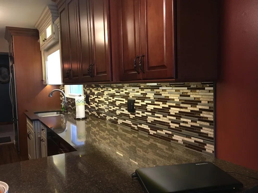 Michelle Voudrie - Lowe's Of North Springfield, IL - Photo 4