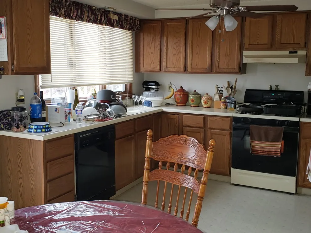 Cheektowaga - Smooth Cream Kitchen by New York Kitchen & Bath - Photo 4