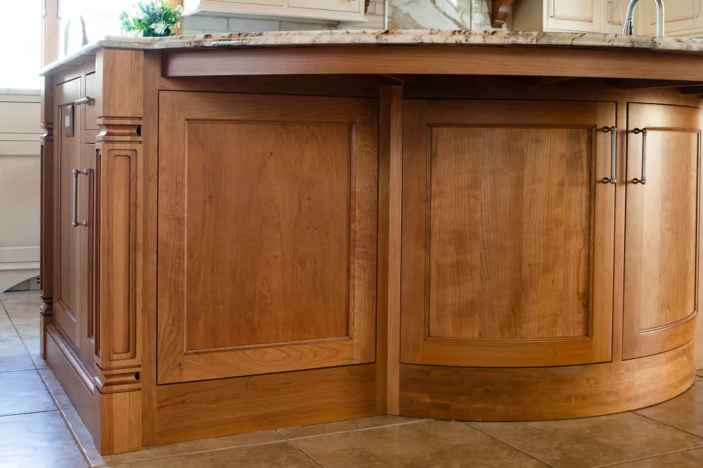 Cherry and Cream Kitchen Renovation by Sawhill Kitchens - Photo 6