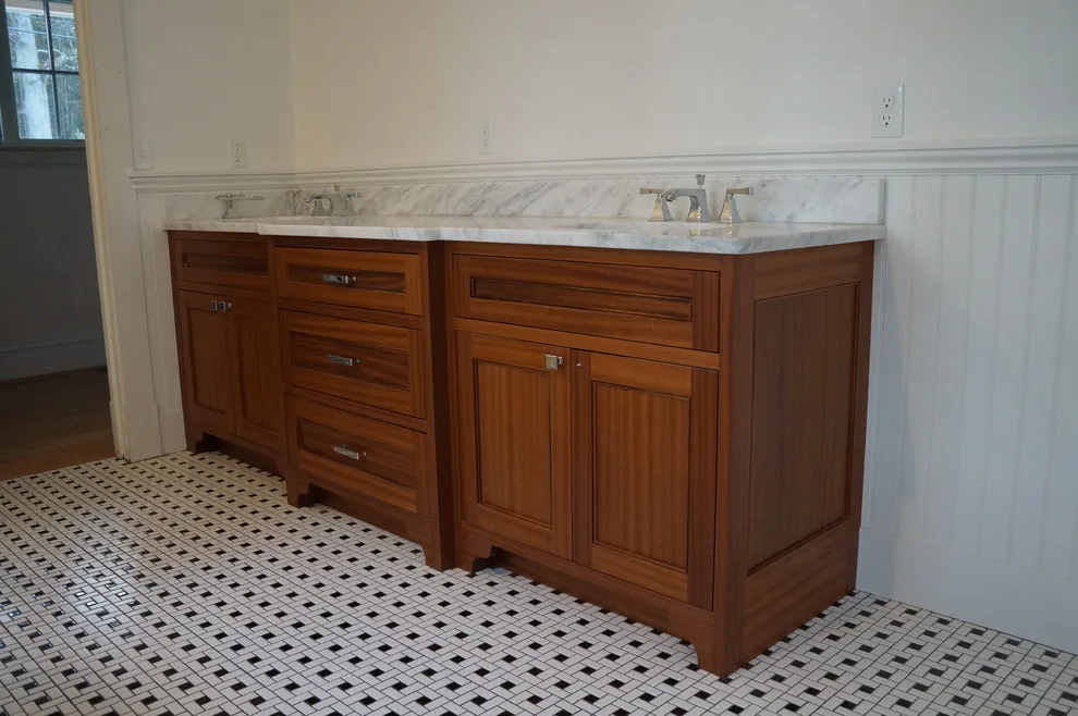 Cabinets for Bathrooms, Linens, and Laundry by Taylor Made Cabinets, Leominster MA - Photo 3
