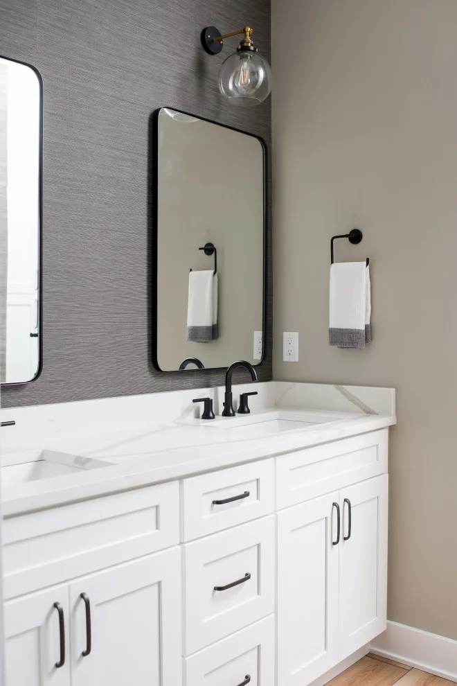 Stylish Main Bathroom by Nicholas Design Build - Photo 4