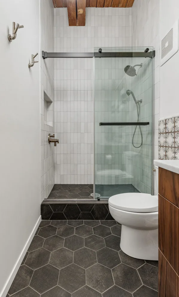 Chicago Apartment Renovation by Airoom Architects-Builders-Remodelers - Photo 4