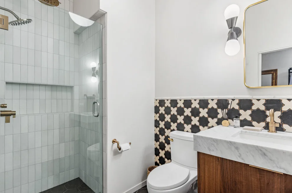 Chicago Apartment Renovation by Airoom Architects-Builders-Remodelers - Photo 13