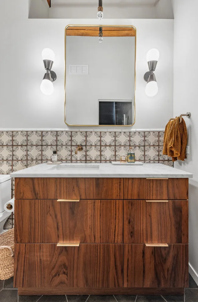 Chicago Apartment Renovation by Airoom Architects-Builders-Remodelers - Photo 26