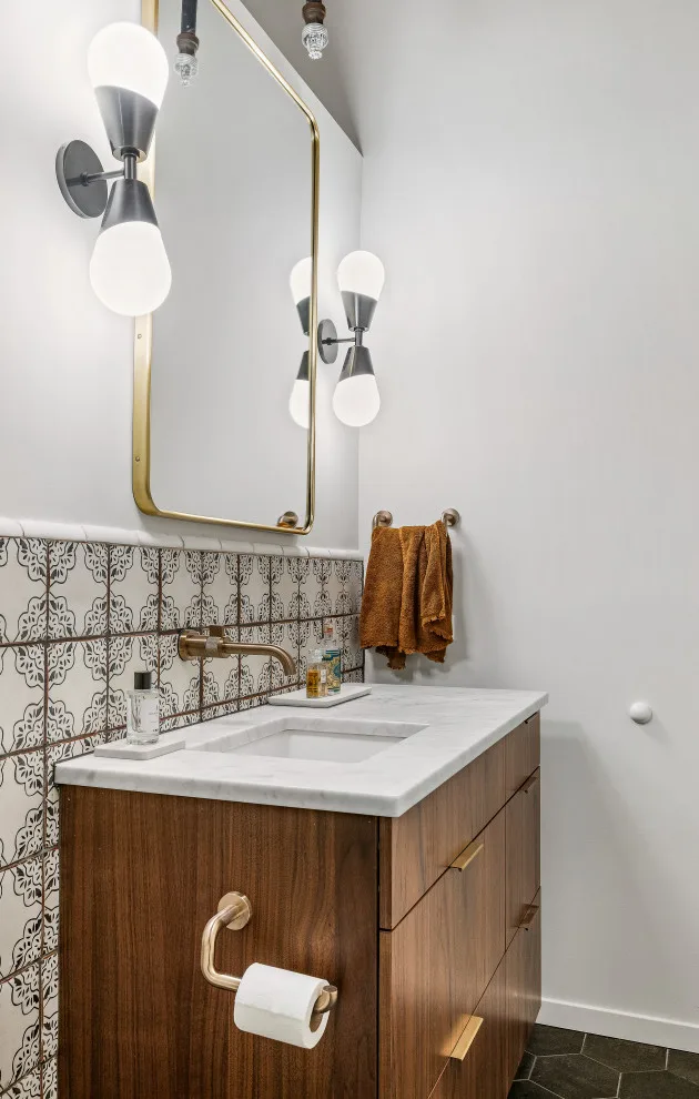 Chicago Apartment Renovation by Airoom Architects-Builders-Remodelers - Photo 21