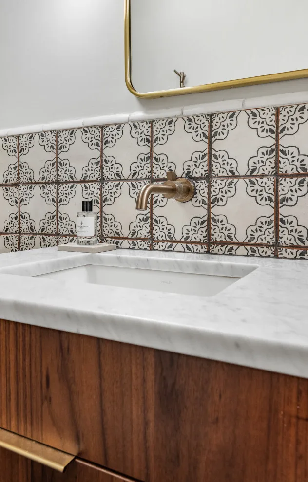 Chicago Apartment Renovation by Airoom Architects-Builders-Remodelers - Photo 22