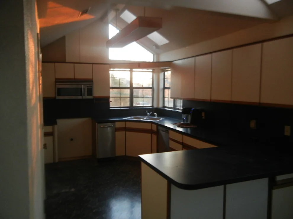 Servant Remodeling - Photo 14