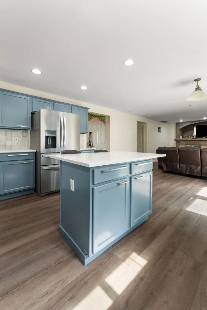 Solid Kitchen & Bath - Photo 9