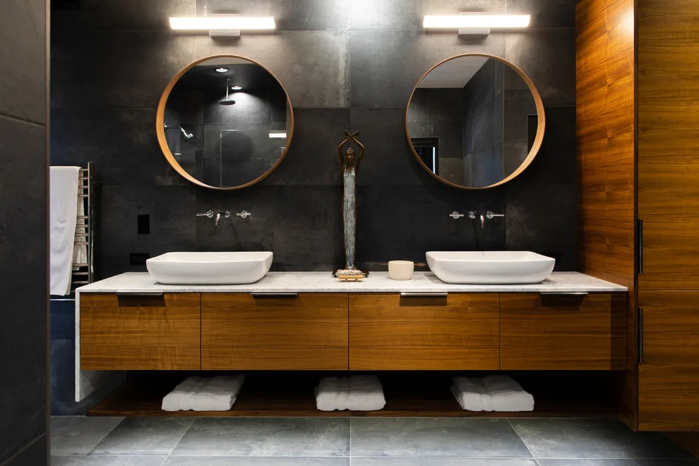 Christensen Main Bathroom by D KISER Design.construct, Inc. - Photo 4