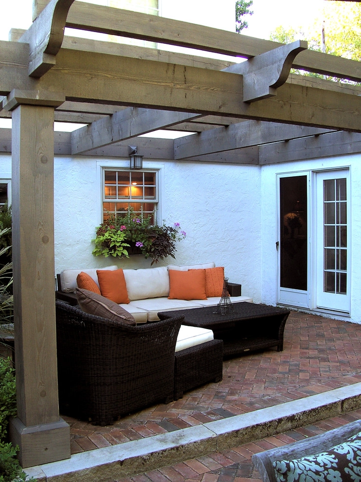 A Cozy Garden by Jacobs Grant Design Ltd - Photo 3