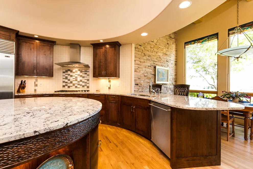 Circular Island Cuisine by More Brothers Construction - Photo 14