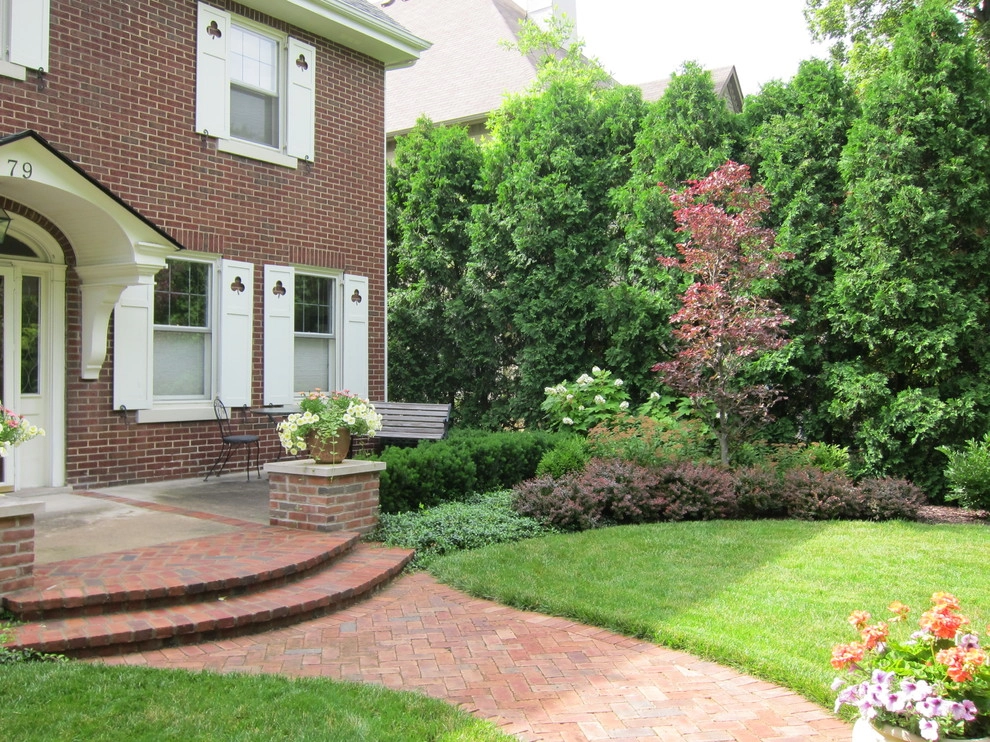 Front Yard Make Over by Jacobs Grant Design Ltd - Photo 3