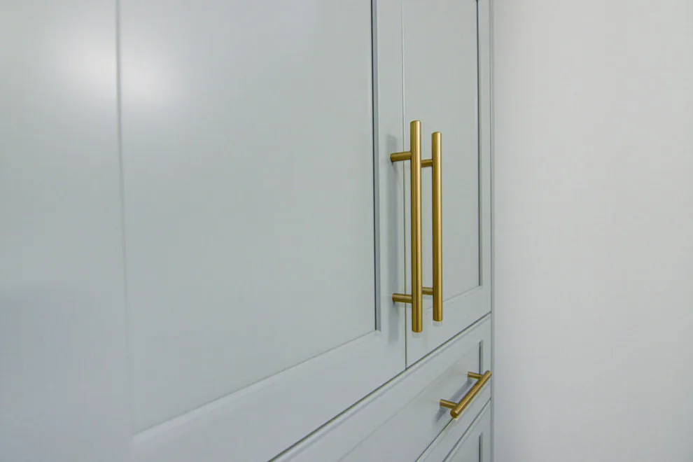 Timeless/Modern Primary Bathroom Renovation Kansas City, MO by KCBR Design | Remodel - Photo 10