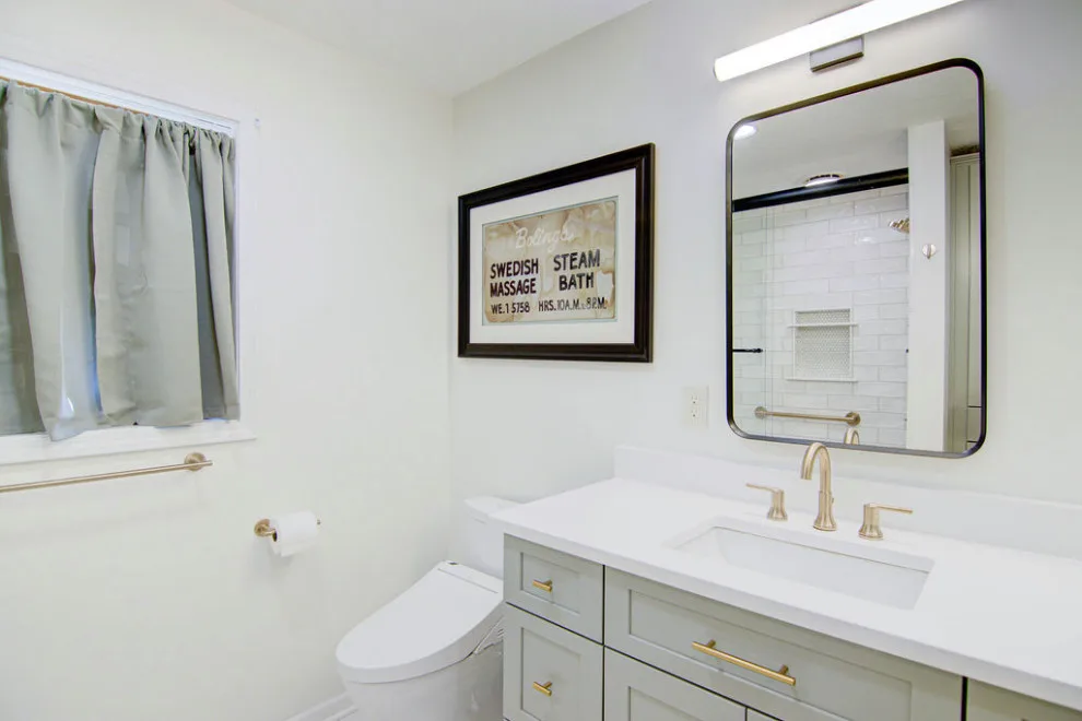 Timeless/Modern Primary Bathroom Renovation Kansas City, MO by KCBR Design | Remodel - Photo 13