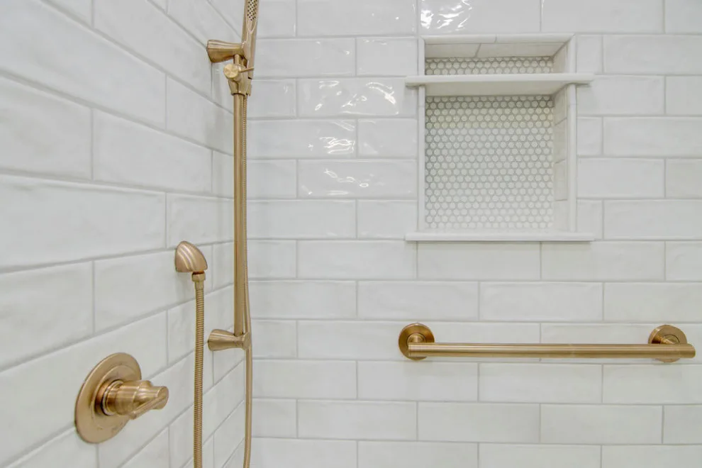 Timeless/Modern Primary Bathroom Renovation Kansas City, MO by KCBR Design | Remodel - Photo 11