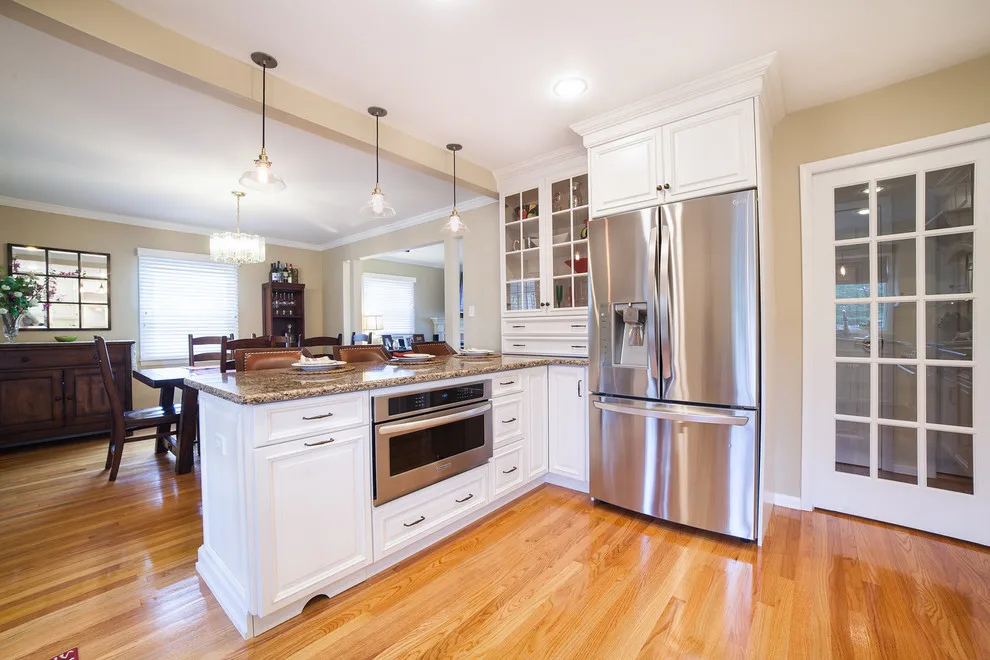 Timeless Warm Kitchen by Robinwood Kitchens - Photo 3
