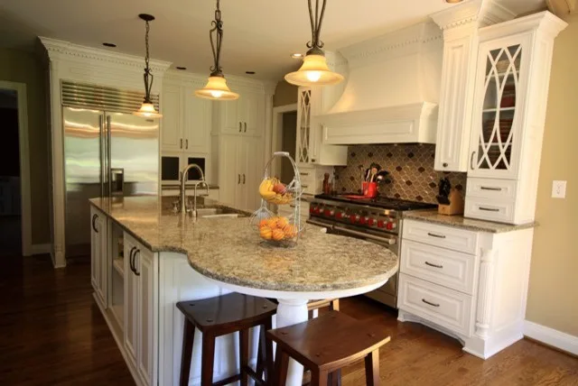 Traditional full overlay kitchen by Walters Cabinets, Inc. - Photo 3