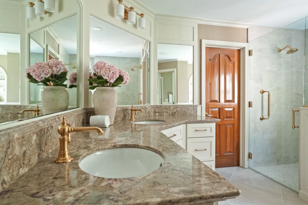Traditional Main Bathroom by Dave Fox Design Build Remodelers - Photo 9