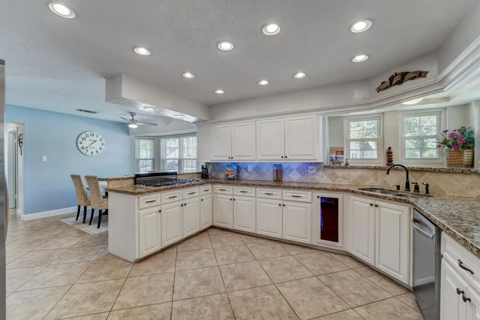 Houston Texas Classic White Kitchen Renovation by Smart Remodeling LLC - Photo 2