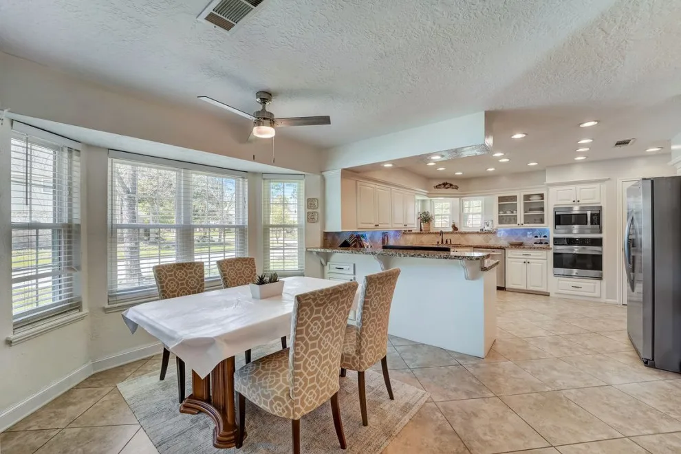 Houston Texas Classic White Kitchen Renovation by Smart Remodeling LLC - Photo 4