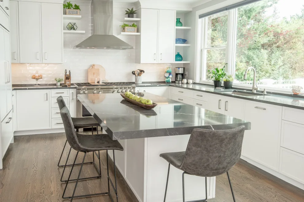 Fresh Clear Coastal Retreat by Covenant Kitchens & Baths, Inc. - Photo 7