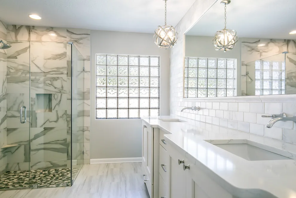 Minimalist White Bathroom Design by BeeTree Homes - Photo 3