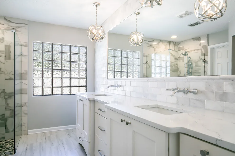 Minimalist White Bathroom Design by BeeTree Homes - Photo 7
