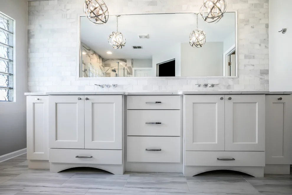 Minimalist White Bathroom Design by BeeTree Homes - Photo 6