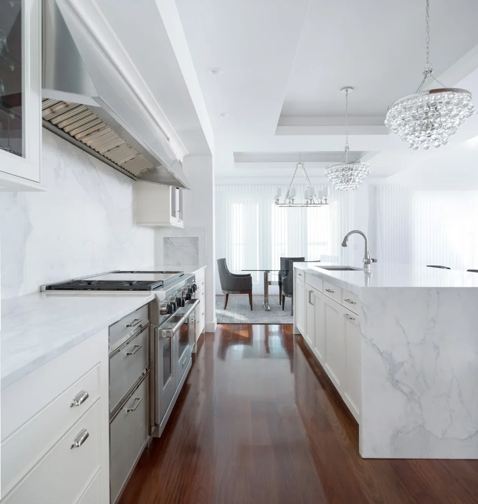 Iowa Clear Lake Residence by Kitchen Studio: Kansas City - Photo 4