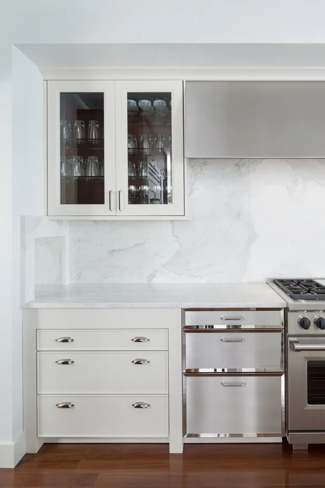 Iowa Clear Lake Residence by Kitchen Studio: Kansas City - Photo 5