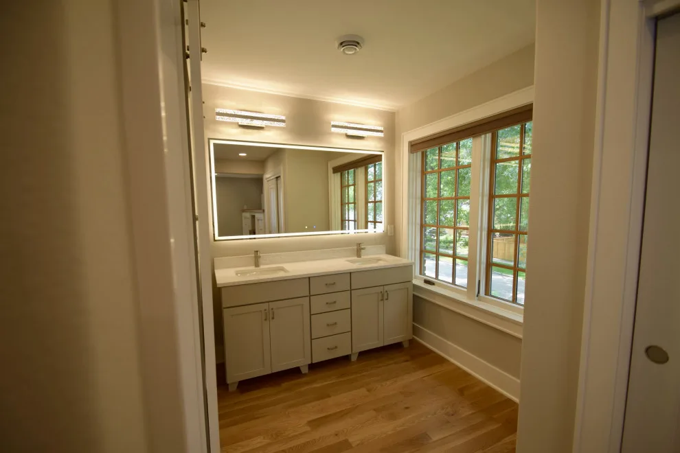 Revamped Main Suite by Edge Construction - Photo 9