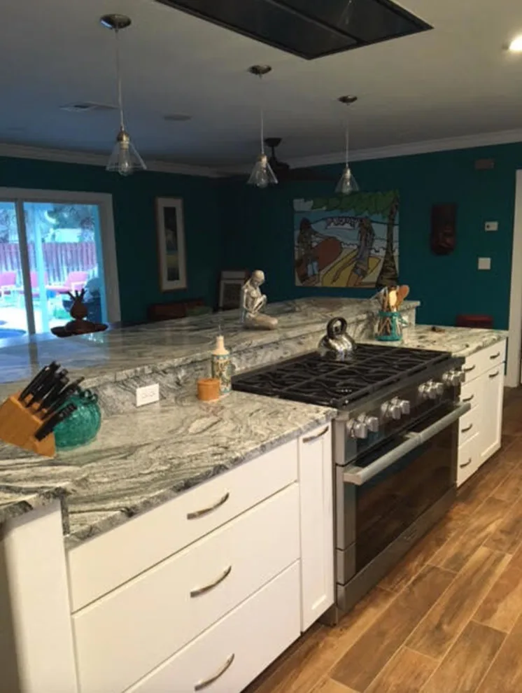 Yorktowne Cabinetry - Cocoa Beach Kitchen by Apollo Kitchen & Bath - Photo 8