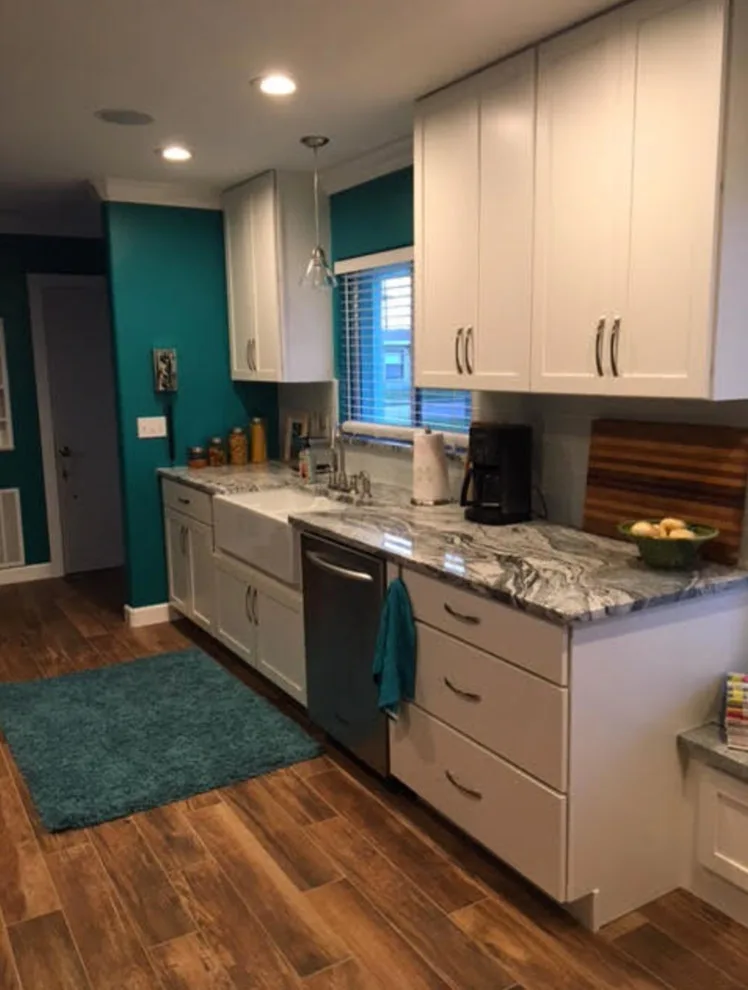 Yorktowne Cabinetry - Cocoa Beach Kitchen by Apollo Kitchen & Bath - Photo 6