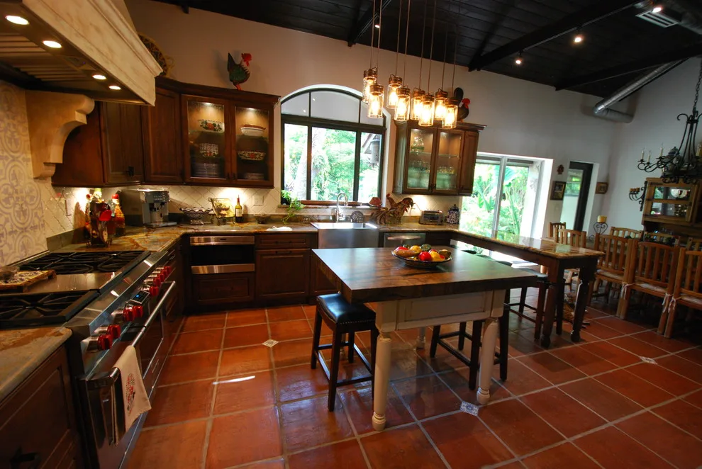 Rustic Kitchen at Coconut Grove by Eleet Fine American Cabinetry - Photo 11