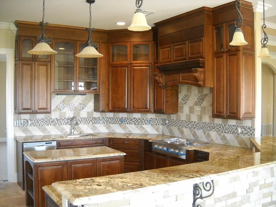 Heritage Maple Kitchen by Delta Cabinets Of New Orleans - Photo 6