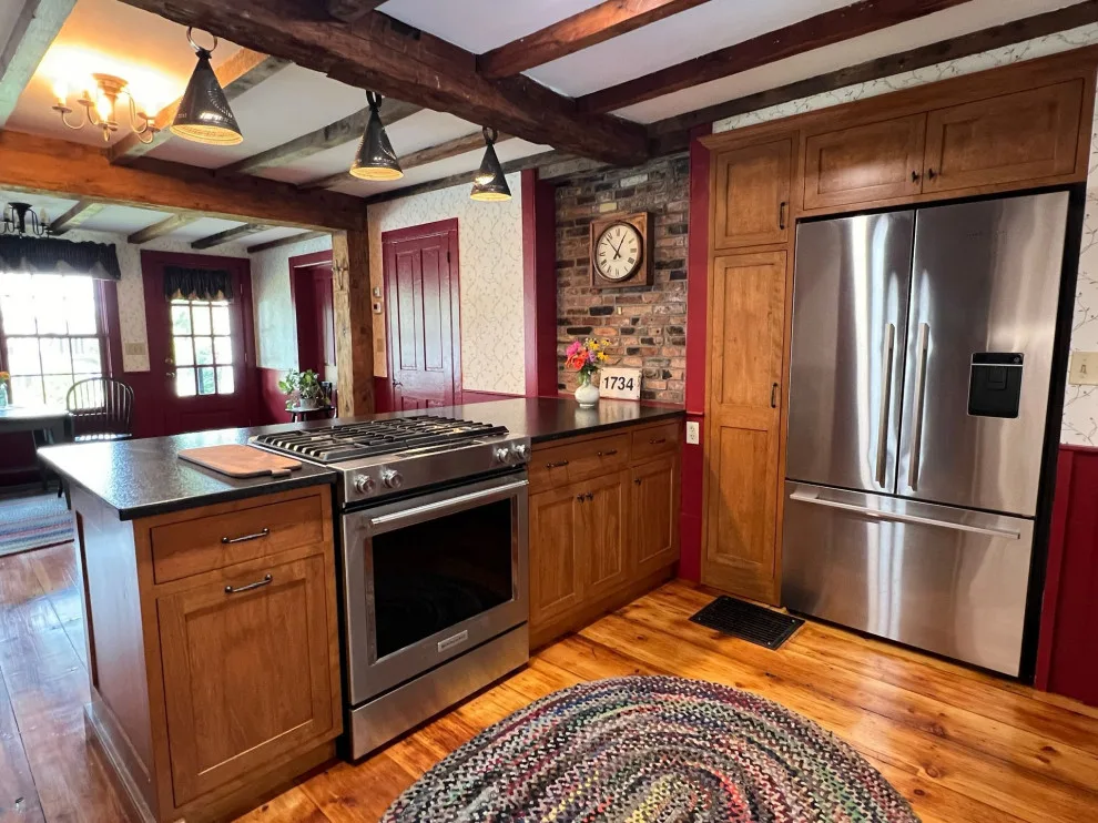 Vibrant Kitchen Cabinets by Taylor Made Cabinets, Leominster MA - Photo 23