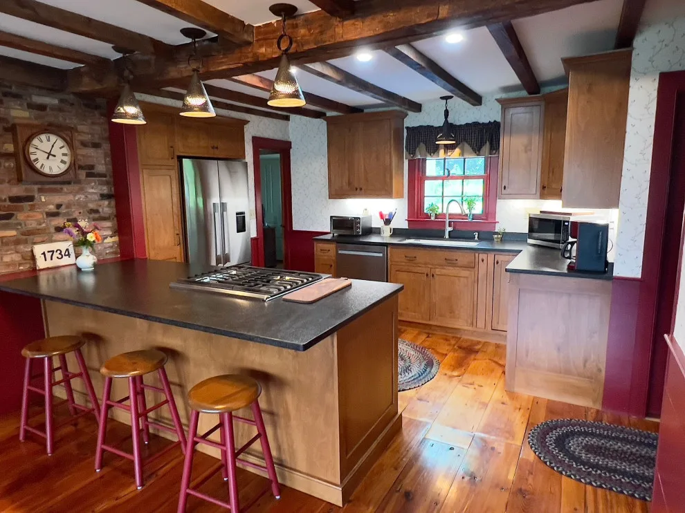 Vibrant Kitchen Cabinets by Taylor Made Cabinets, Leominster MA - Photo 21
