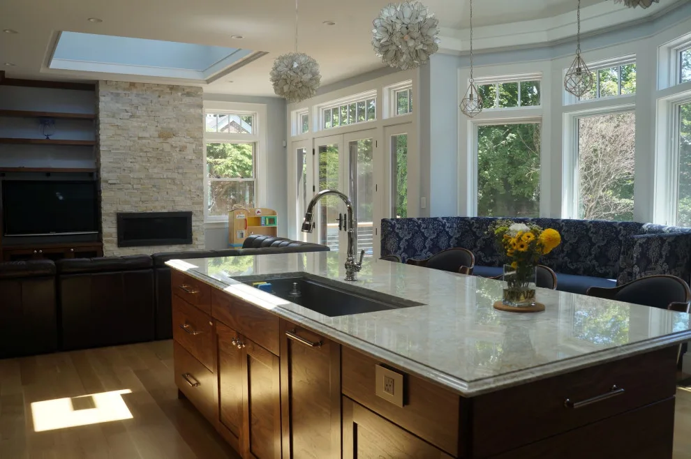 Vibrant Kitchen Cabinets by Taylor Made Cabinets, Leominster MA - Photo 6