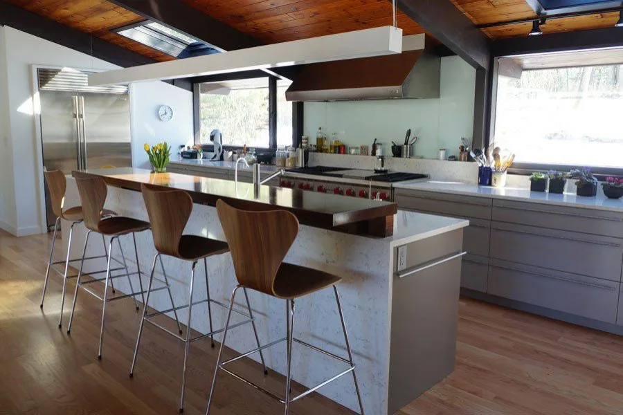 Vibrant Kitchen Cabinets by Taylor Made Cabinets, Leominster MA - Photo 2