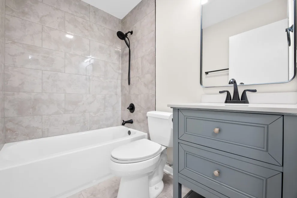 Columbus Basic Bathroom by Fast Bath Makeover - Photo 2
