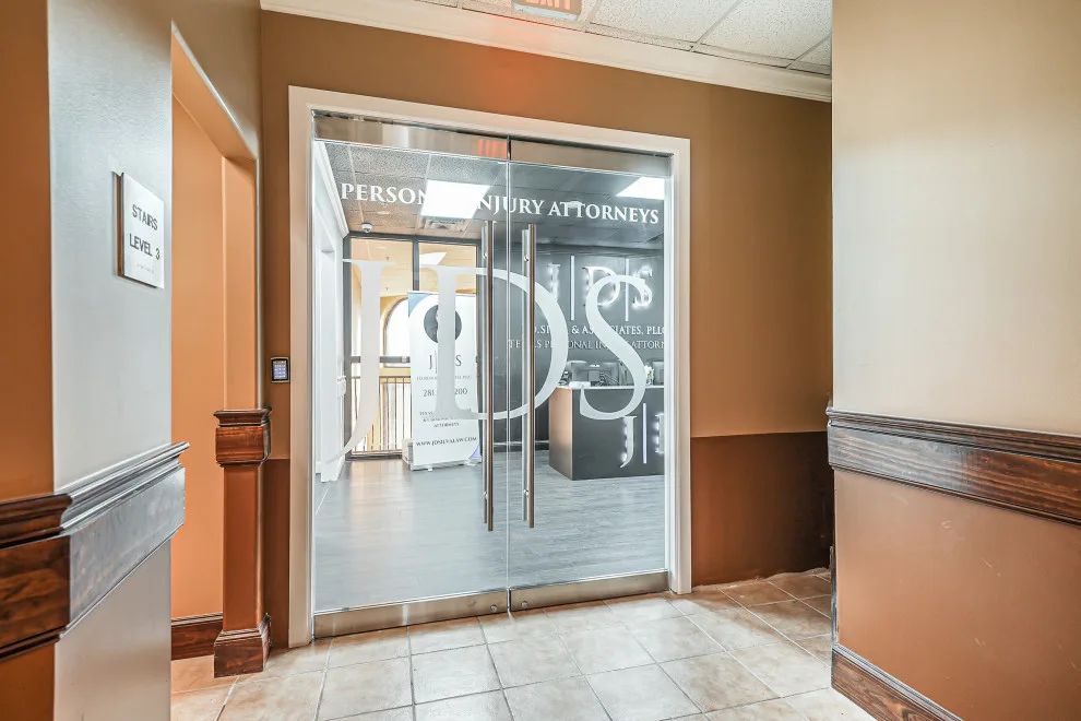 Pearland Texas Office Renovation by Smart Remodeling LLC - Photo 15