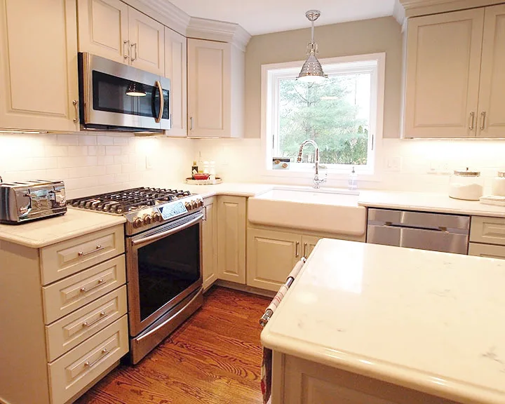 First Floor Kitchen, Bathroom, and Entry Renovation - Midland, MI by Tri-City Remodeling & Nowak Cabinets - Photo 2