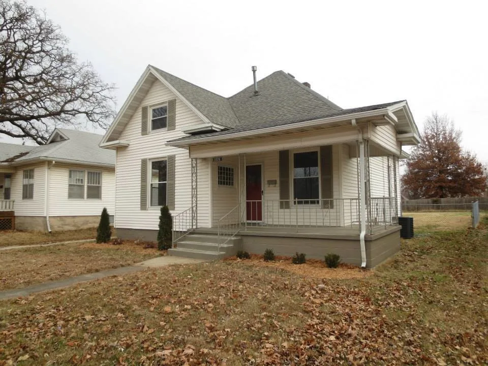 Amos Building Company - Photo 9